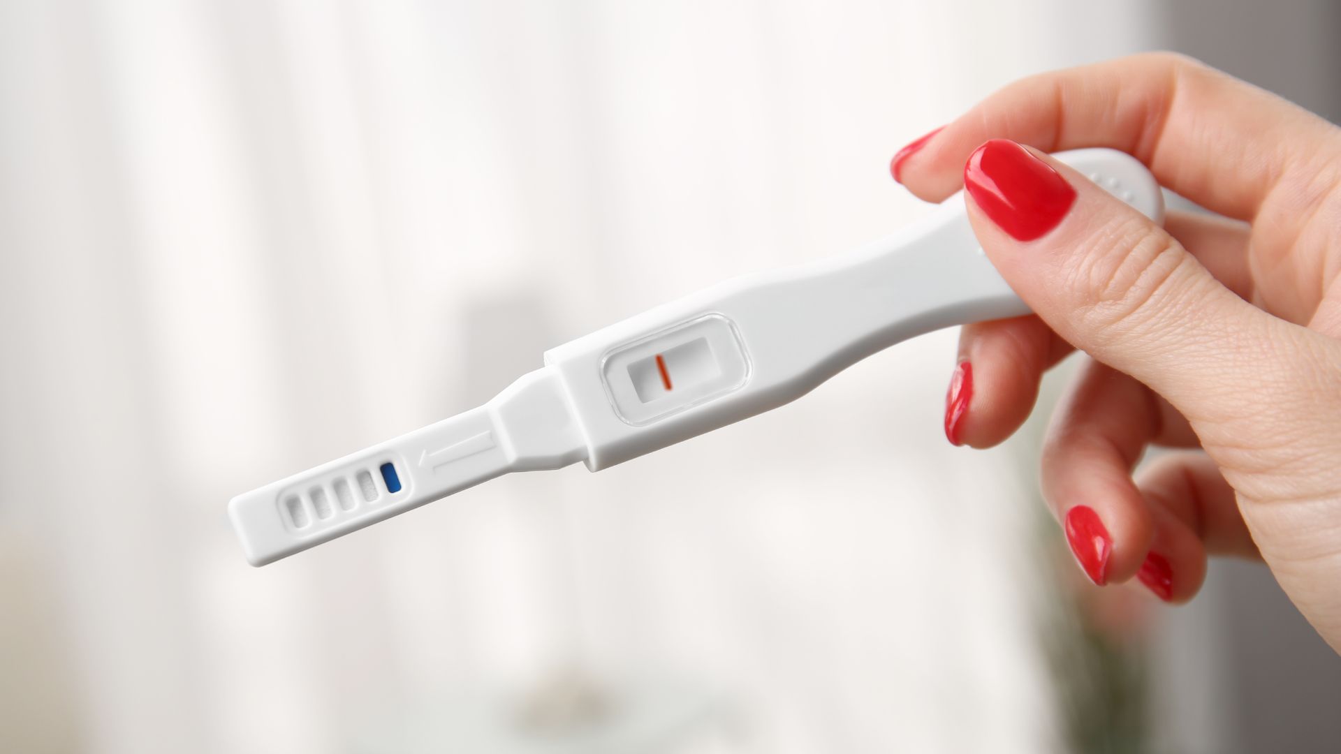 Cách sử dụng bút thử thai đúng cách - Bí quyết chính xác để kiểm tra mang thai tại nhà
